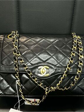 CHANEL Paris Limited edition Series One Vintage